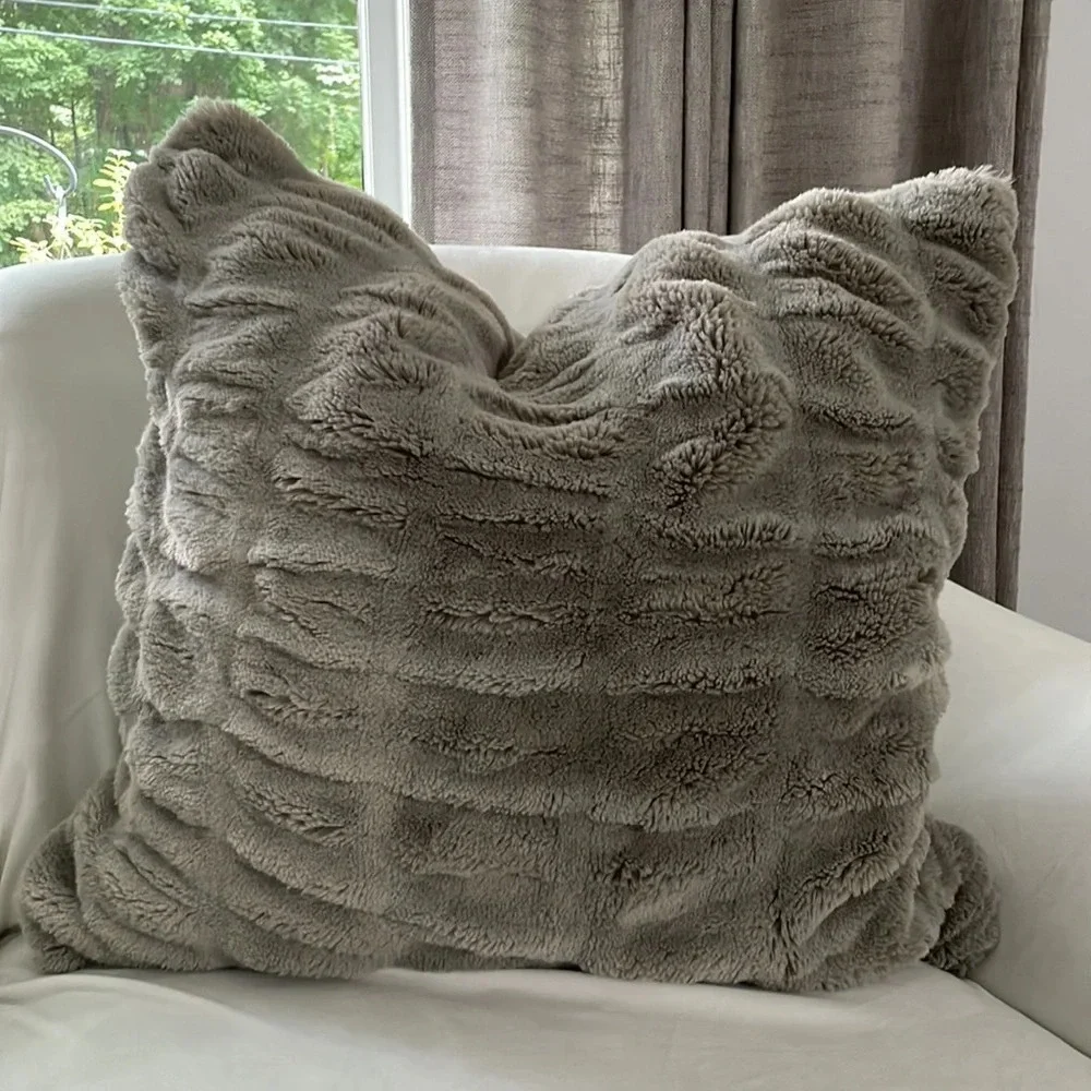 Pottery Barn Faux Fur Ruched Down Filled Pillow & Cover Gray 26x26